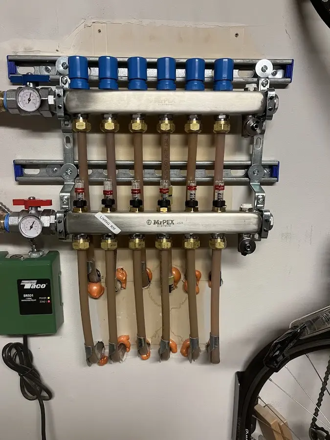 Plumber performing Gas Leak Detection at a residential property in Buenaventura Lakes